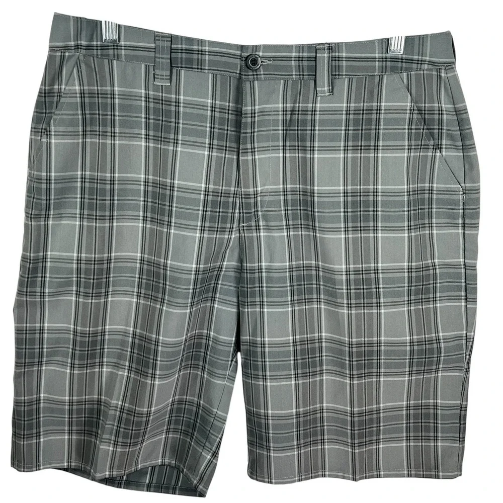 Travis Mathew Mens 36 Gray Plaid Slanted Pockets Poly Rayon Spandex Golf Shorts